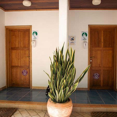 Cavern Apartments Baie Sainte Anne Zewnętrze zdjęcie
